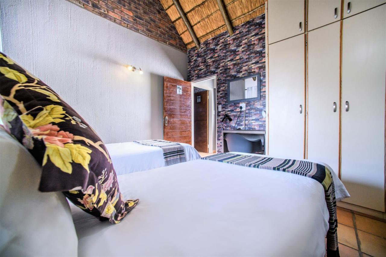Ndalo Guest House, Badplaas Bagian luar foto