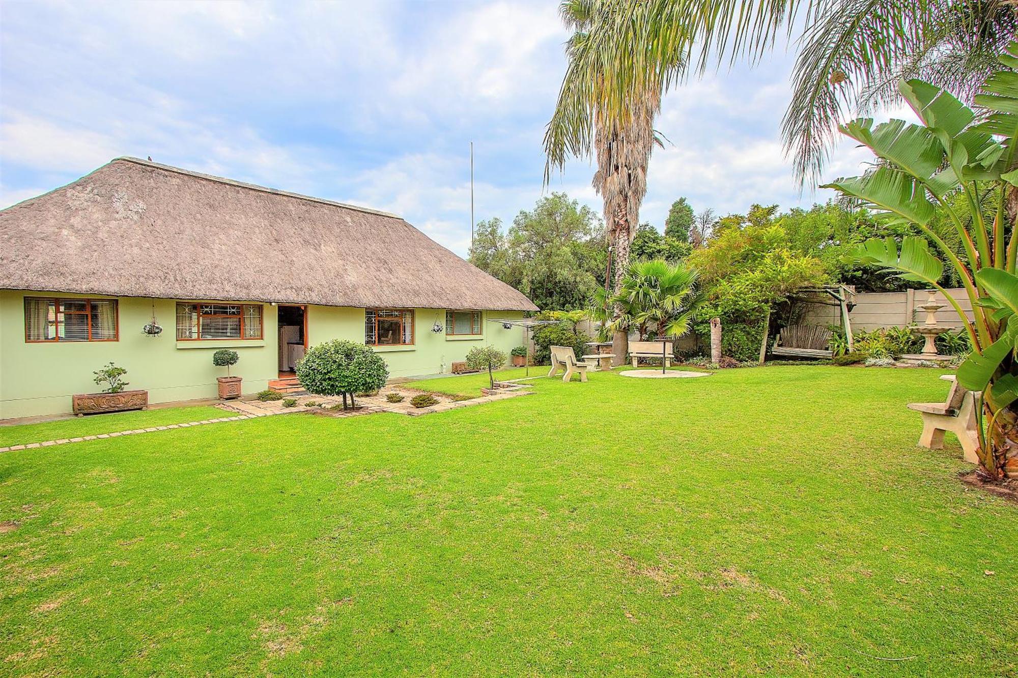 Ndalo Guest House, Badplaas Bagian luar foto